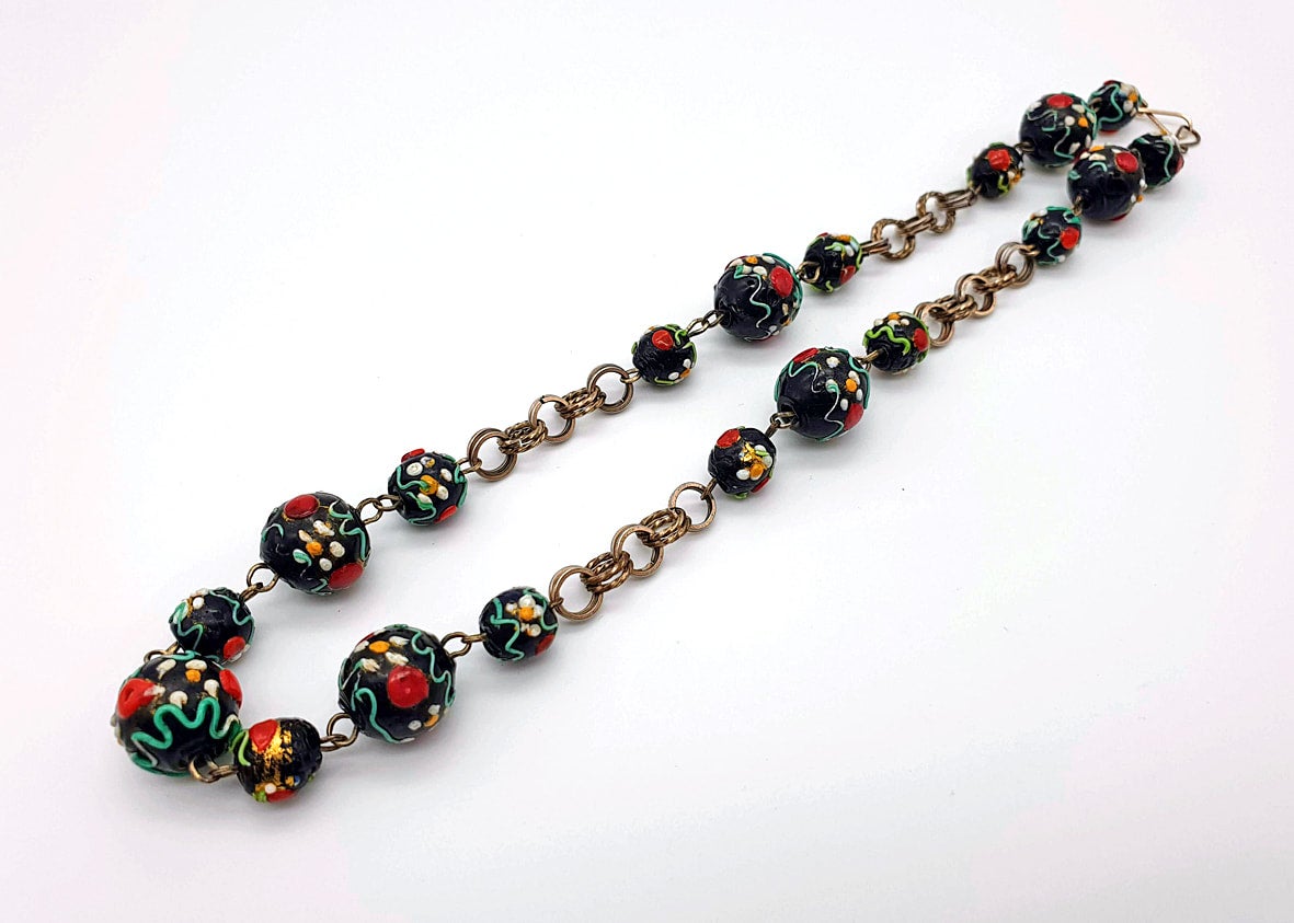 SOLD--Art Deco Graduated Gold Venetian Glass Foil Beads c. 1930 – Bavier  Brook Antique Jewelry